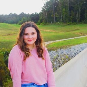 Meet your Posher, Carly